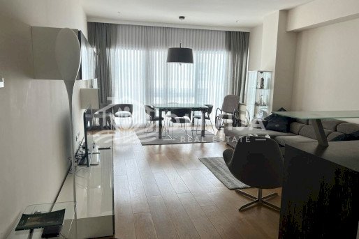 Квартира на продажу в комплексе Tre Canne на первой линии в Будве