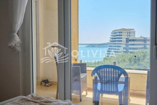 Two-bedroom apartment near the sea in Bečići, Montenegro