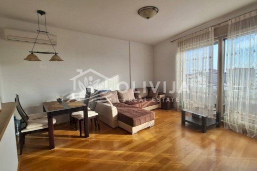 Квартира с видом на море на продажу в Бечичи — 600 м до пляжа