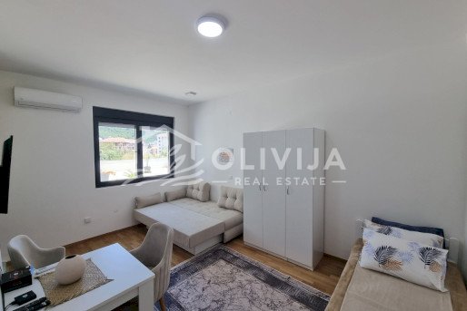 Studio apartment in Bečići, 5 minutes from the sea